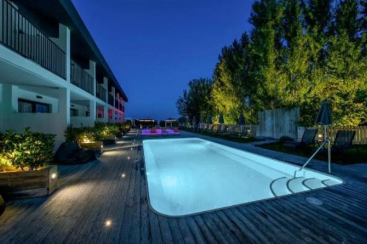 Aqua Bay 호텔 Plános 외부 사진